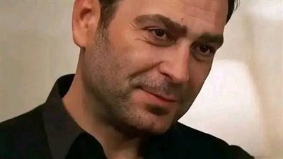 رجل ينجو بنفسه ويترك زوجته 