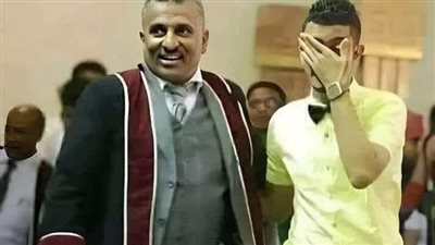 حكايه الشب والدكتور