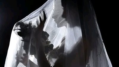 ابن السلطان وابنه ملك الجان